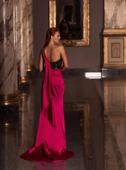 Túnica De Gala El 2020, Uno De Hombro Rojo Vestidos De Noche Sexy Lado Lado De Split Split A Largo Prom Vestidos De Fiesta Vestido De Concurso,