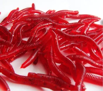 100Pcs 35mm Gusano gusano de la pesca con señuelos Artificiales de Insectos Falso Tilapia cebo esfishing bagre poper rojo