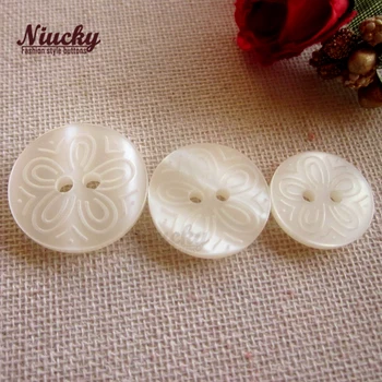 Niucky 20 mm /18 mm / 15 mm 2 agujeros blancos láser tallado flor de coser la capa botones bontique ropa de moda botones R0101-028