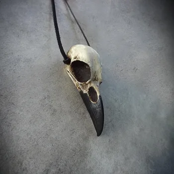 3D Gótica Raven Cráneo,Gran Cuervo de Calavera Halloween Resina de Aves Cráneo Collar Gótico Taxidermia de Imitación Hueso de la Joyería