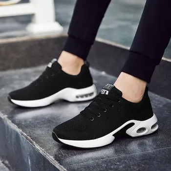 2020 Nuevos Zapatos de Hombre Deportivos Zapatos Casual Transpirable al aire libre de los Hombres' zapatillas de deporte de colchón de aire de Jogging Zapatos Tenis masculino Zapatos Negro